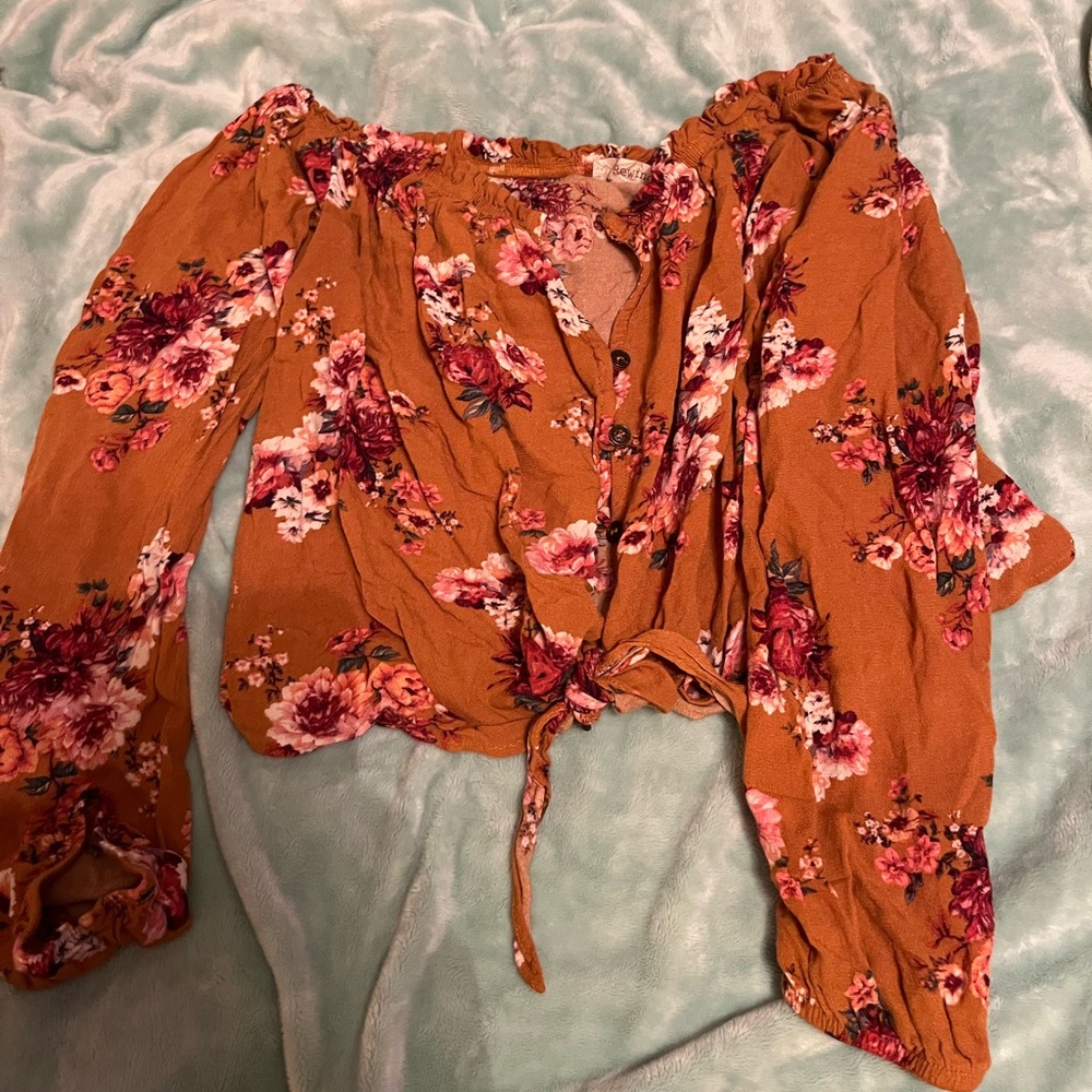 Cut floral flowy
